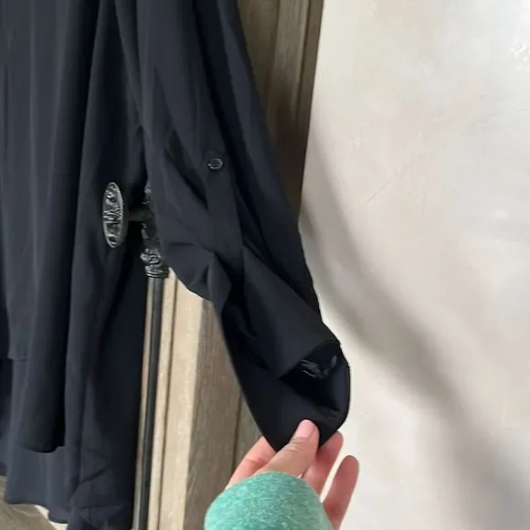 Catherine Malandrino Black High Low Tunic Blouse Top With Roll Tab Sleeves size - Picture 6 of 9